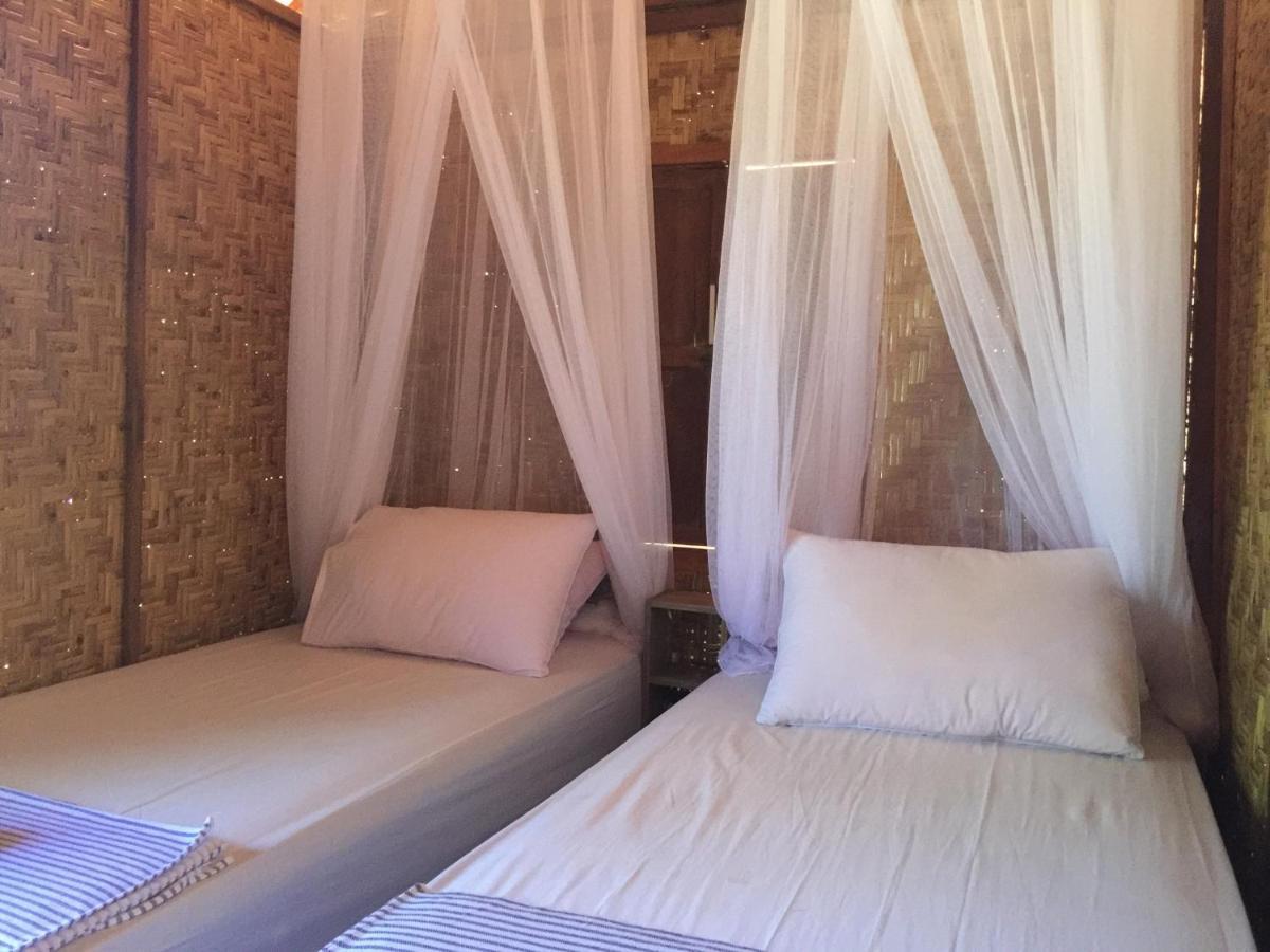 Maleo Moyo Hotel & Dive Resort Moyo Island Екстер'єр фото